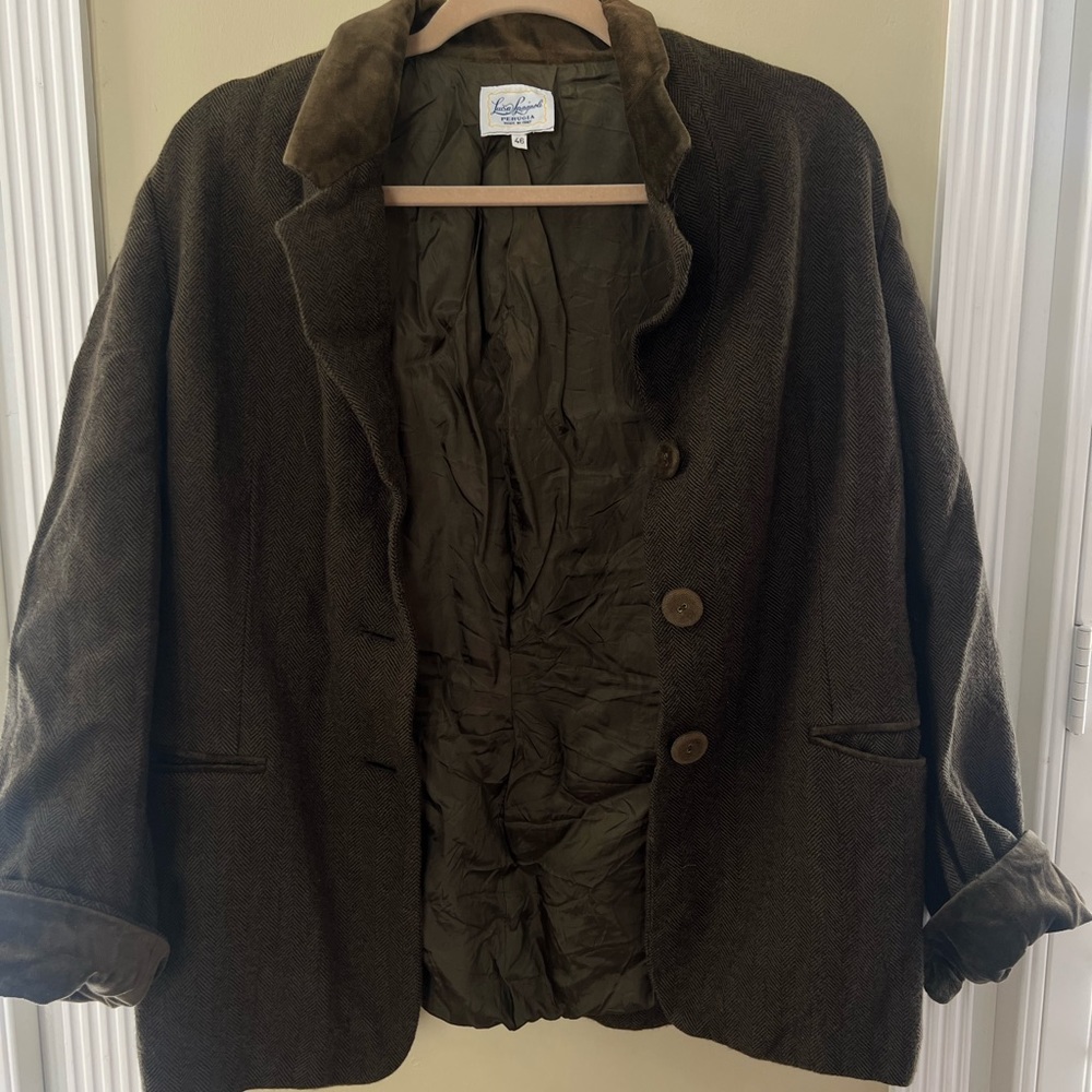 Vintage tweed blazer with velvet details